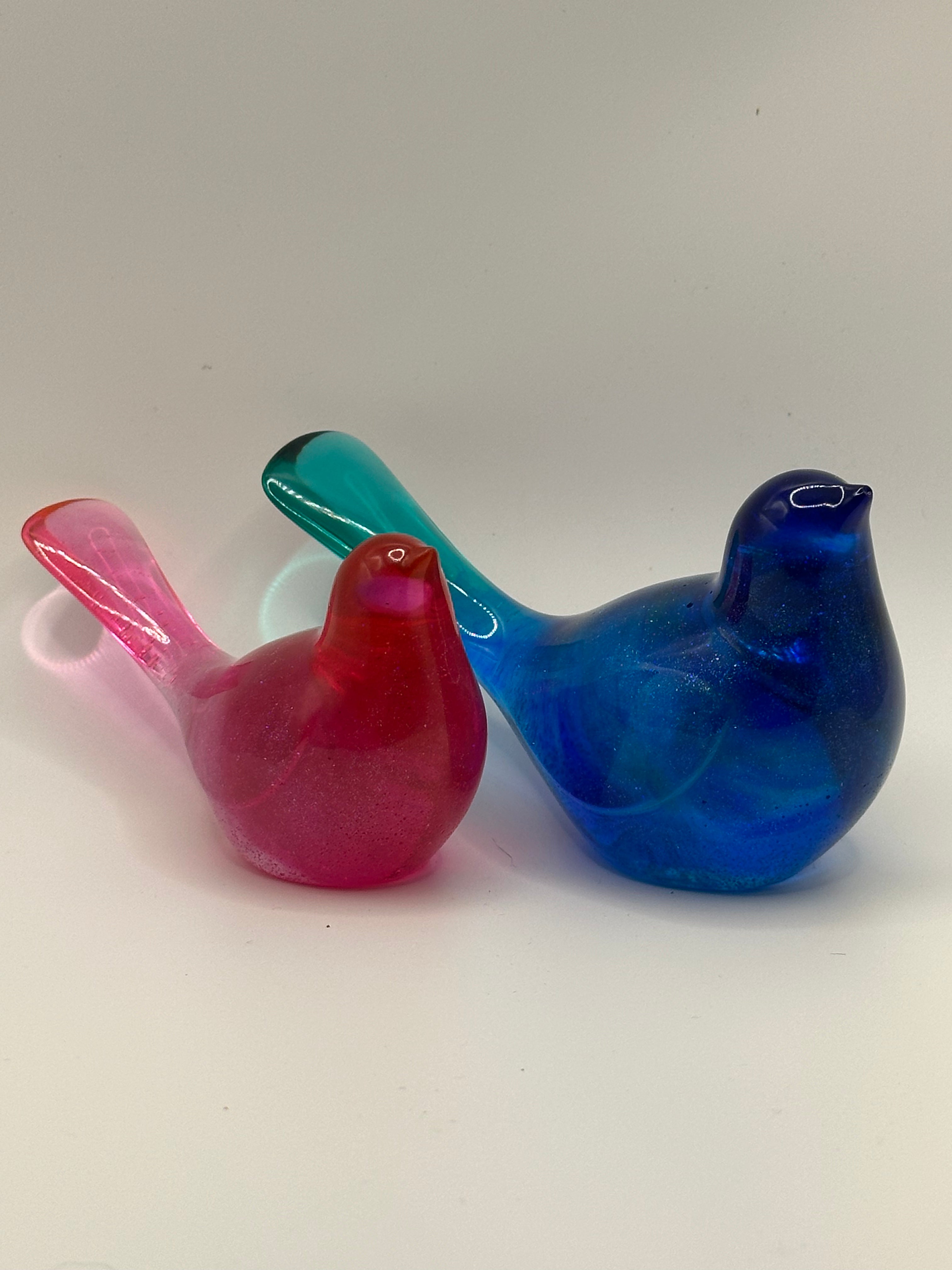 Gradient Translucent Epoxy Resin Bird Figurines — Set of 2