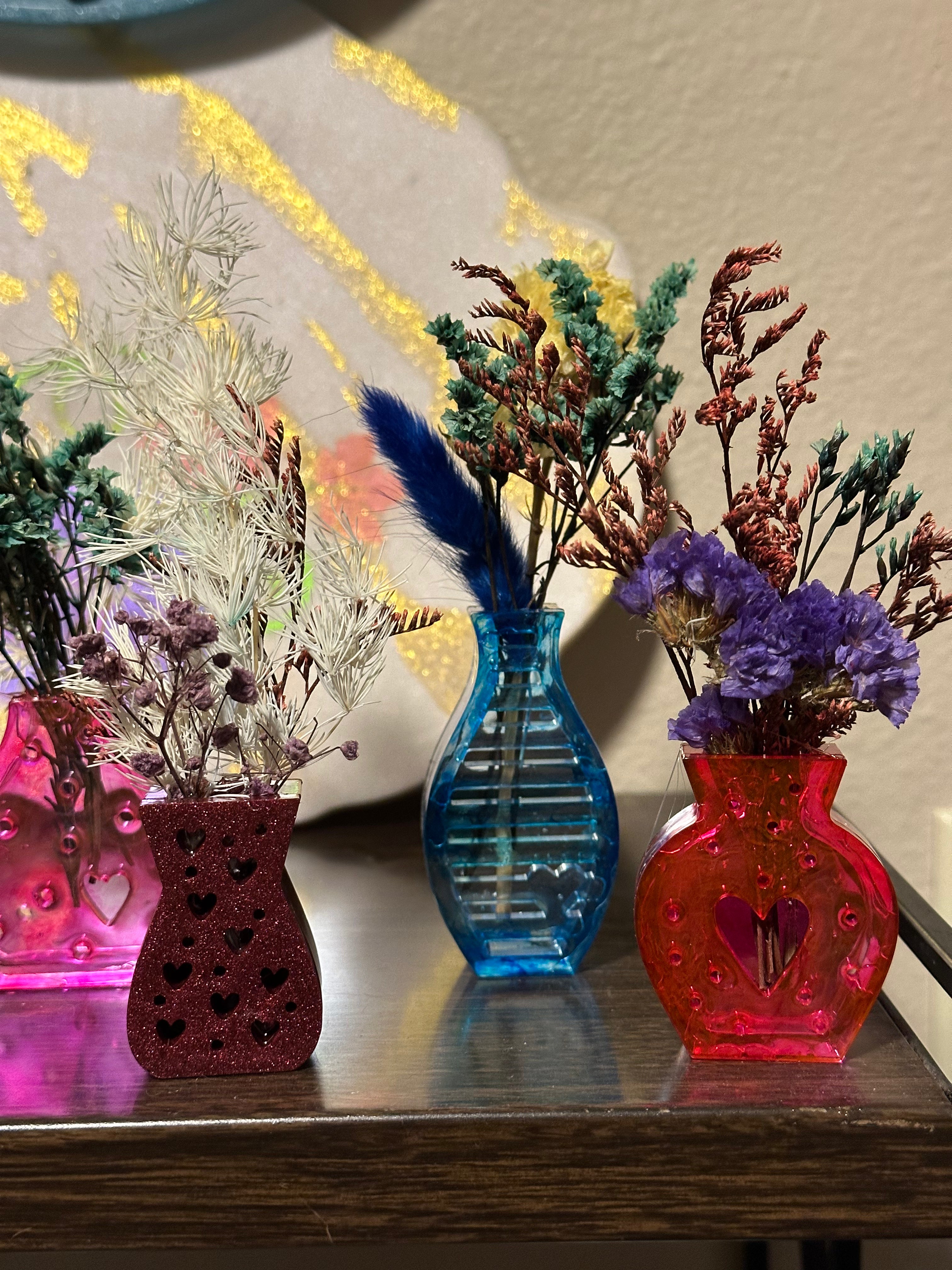 Tiny Refrigerator Magnet Vase with Dried Flowers