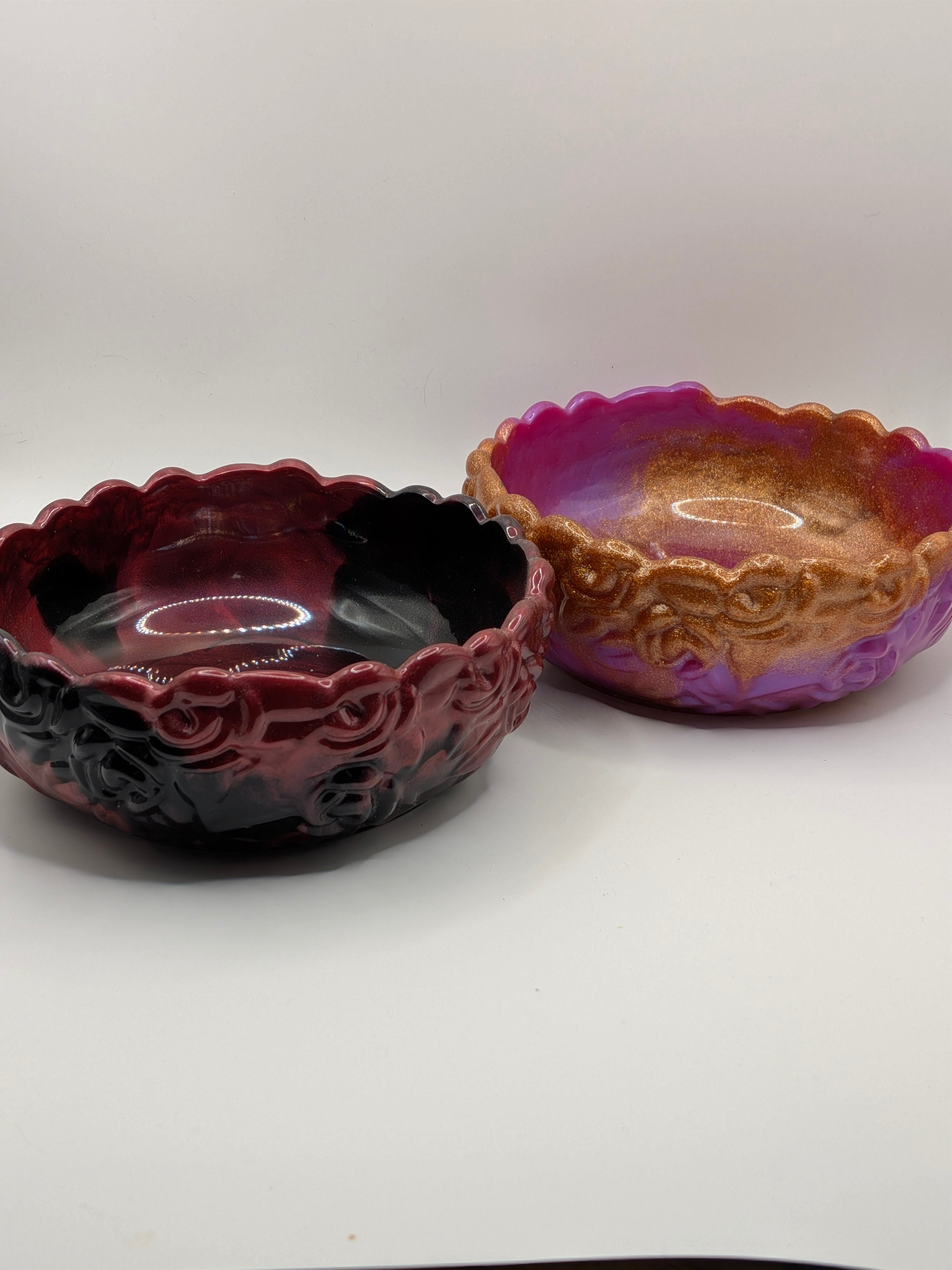Color-Shifting Purple-Blue & Gold Marble Floral Candy Dish