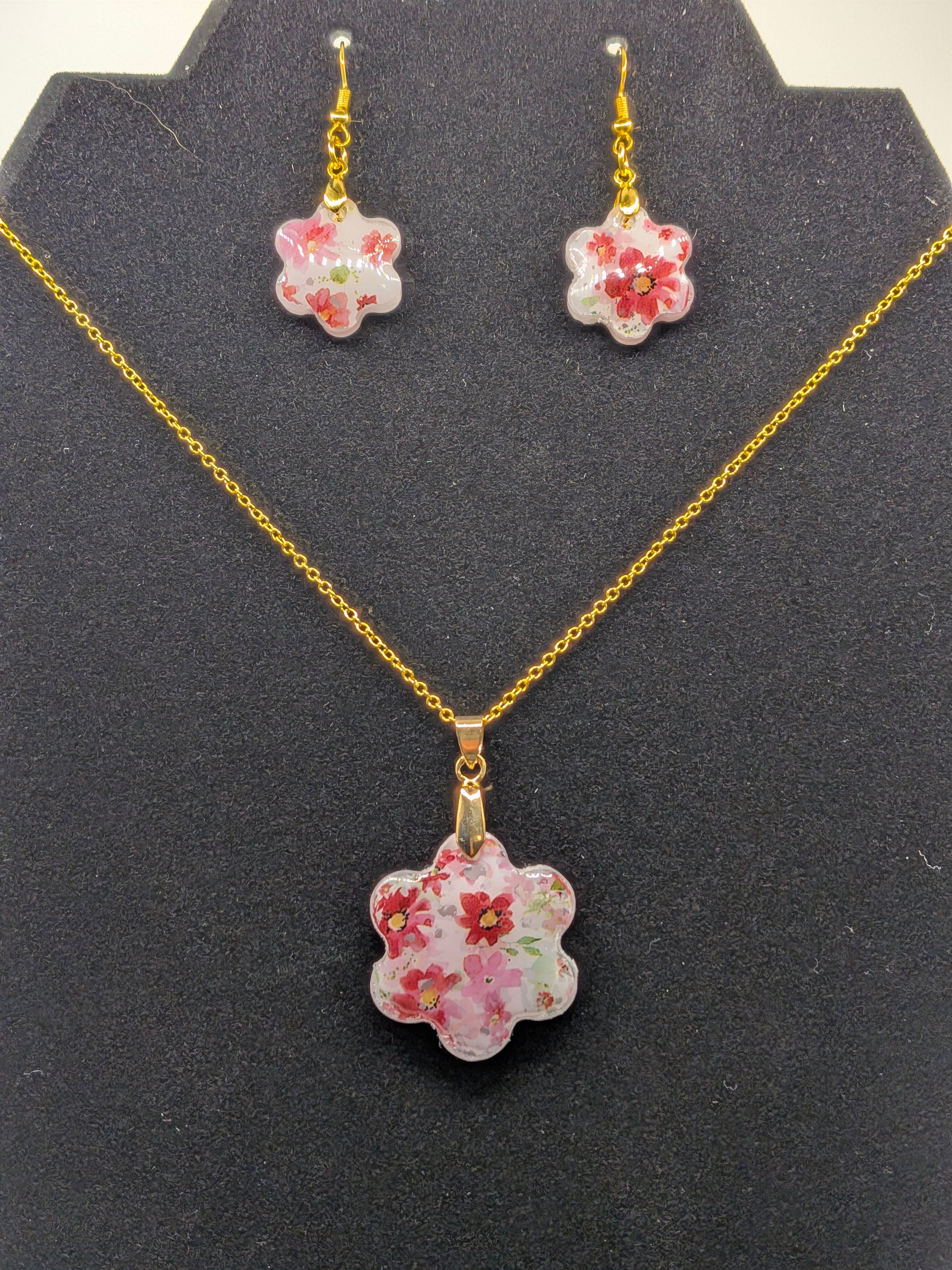 Flower Shaped Nail Foil Jewelry Set — Pink & White Flowers on White