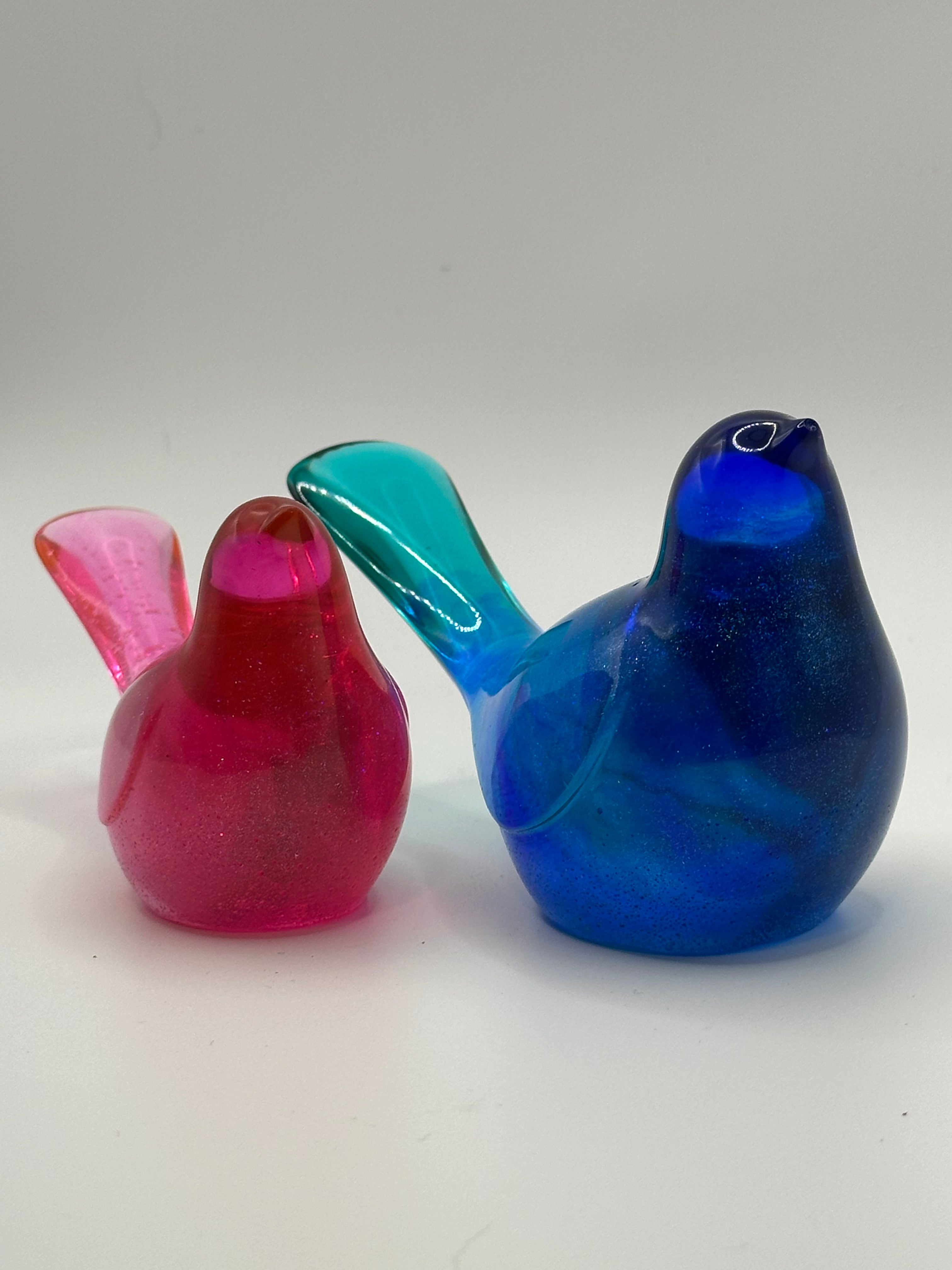 Gradient Translucent Epoxy Resin Bird Figurines — Set of 2